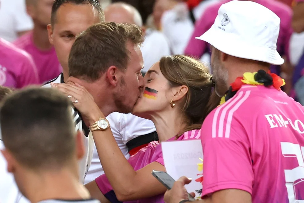 Julian Nagelsmann e Lena Wurzenberger na Eurocopa — Julian Nagelsmann