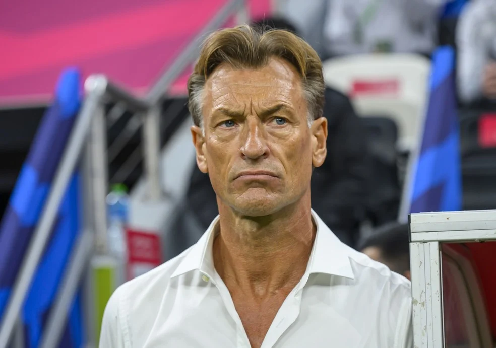 Hervé Renard, Técnico da Tunísia, durante chegada a Monterrey