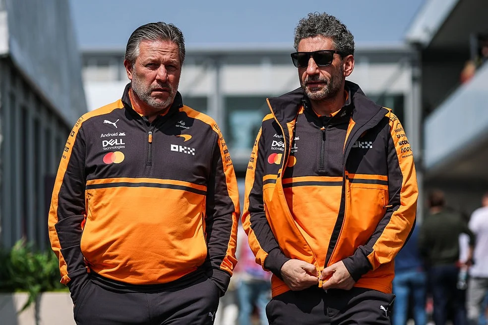 Zak Brown e Andrea Stella — McLaren recorre pódio de Gasly