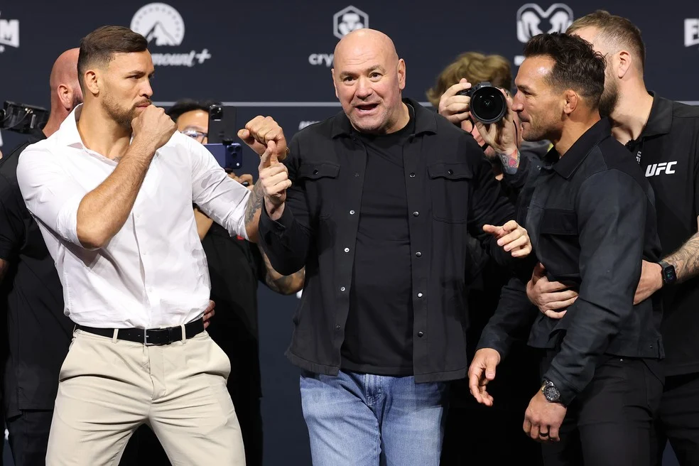 Maurício Ruffy em ação antes do duelo com Michael Chandler