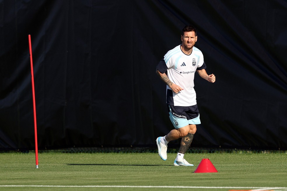 Messi em treino: preparação para a última Copa de Messi