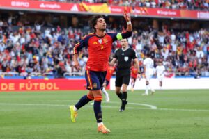 Amistosos de França e Espanha na preparação para a Copa do Mundo
