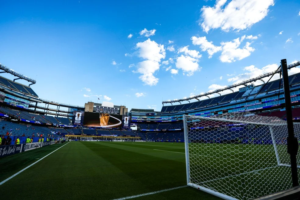 Inglaterra x Gana no Gillette Stadium — imagem do duelo em Boston