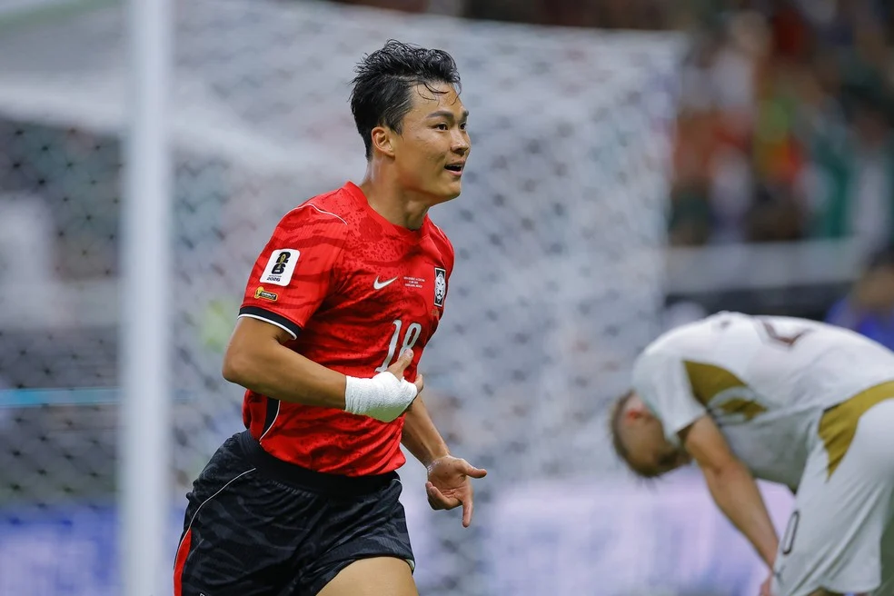 Hyeon-Gyu revela febre antes da estreia — comemoração após o gol