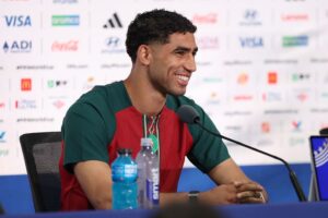Hakimi em coletiva — Fifa libera espanhol em entrevistas