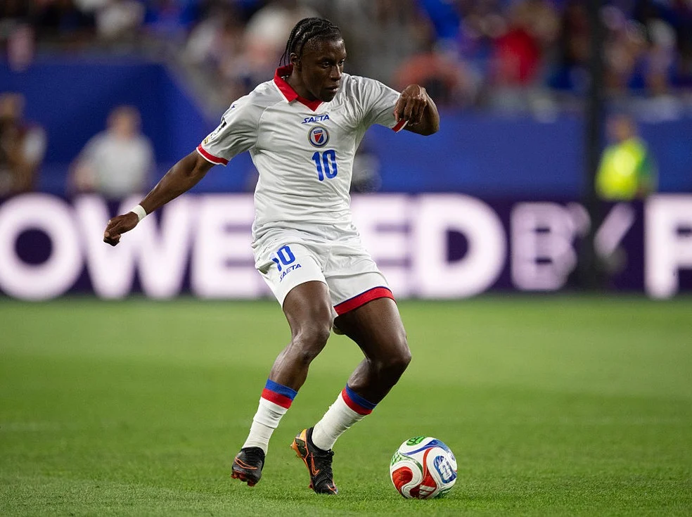 Bellegarde em ação — Haiti na Copa