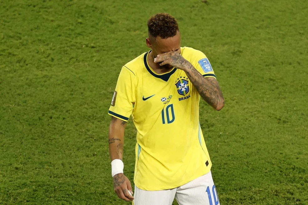 Neymar volta à Seleção em jogo contra Escócia