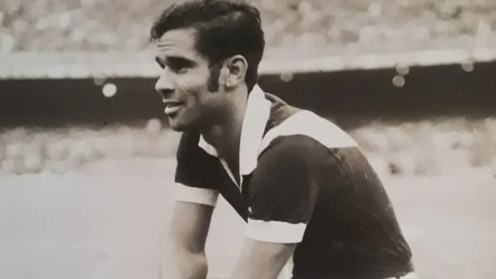 Brito campeão 1970 em ação nos tempos de Vasco