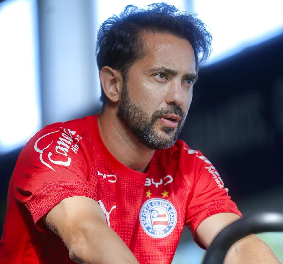 Bahia se reapresenta: Everton Ribeiro em treino do Bahia