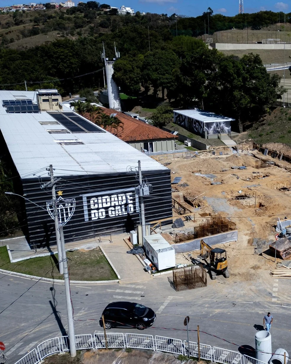Obra no novo prédio da base — prédio da base do Atlético-MG na Cidade do Galo