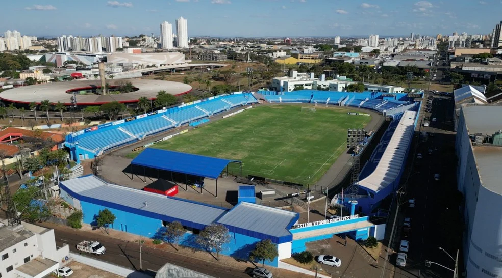 Estádio VGD em Londrina - Londrina x Avaí