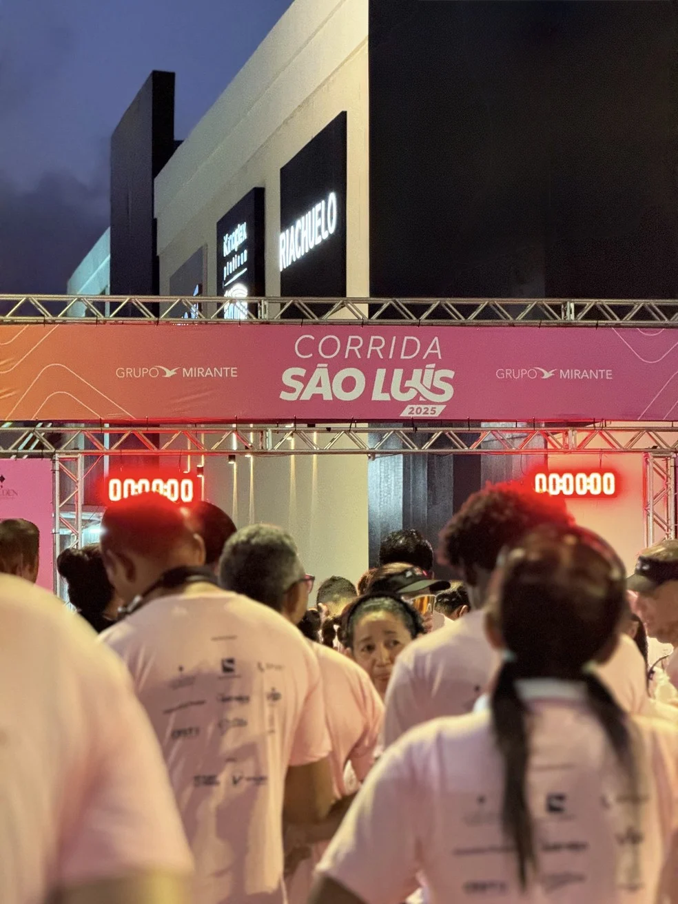Corrida São Luís ampla largada na Avenida Litorânea - Corrida São Luís