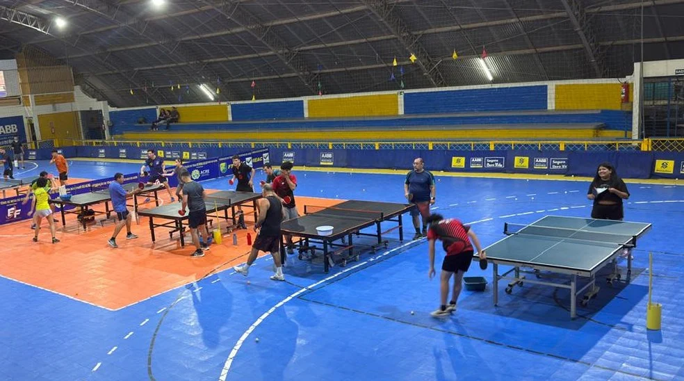 Seletivas tênis de mesa no Ginásio da AABB em Rio Branco