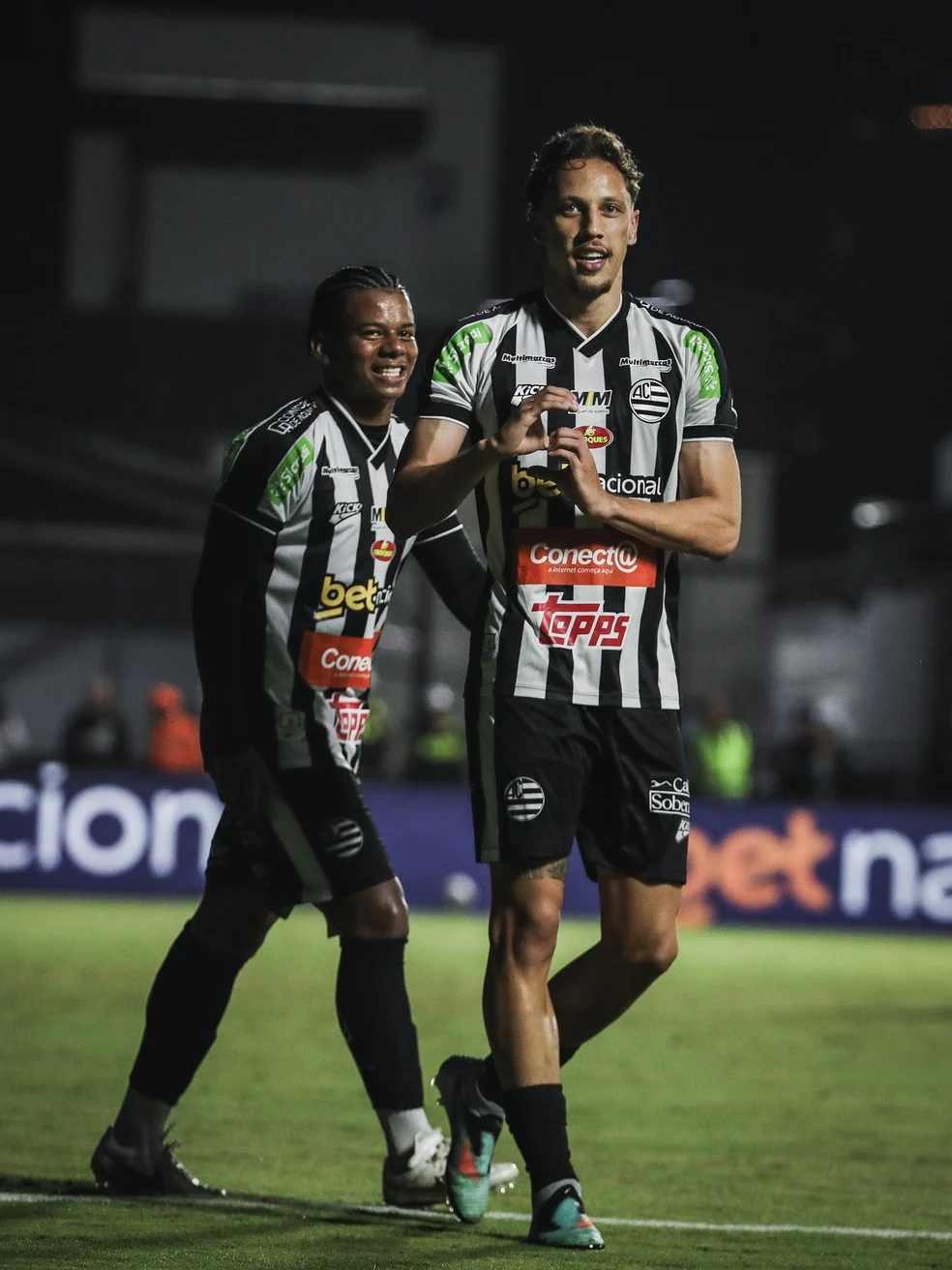 Ian Luccas em ação pelo Athletic