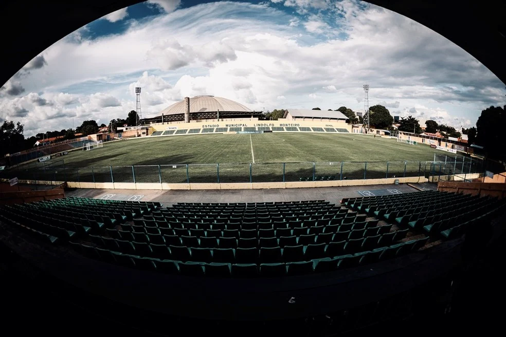 Estádio Lindolfo Monteiro: palco de Altos x Atlético-CE