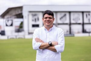 Fred Gomes Ceará gerente de futebol em imagem oficial do clube