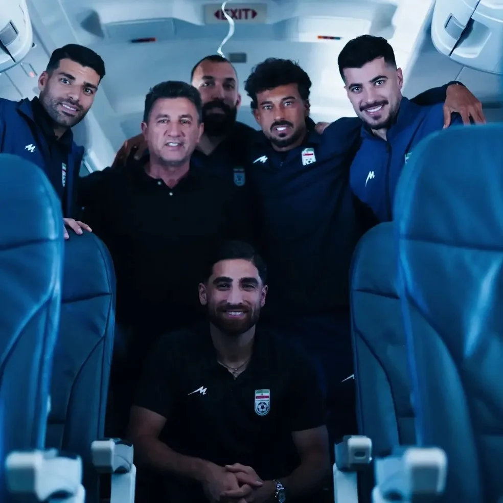 Chegada da seleção do Irã a Seattle — Irã chega a Seattle