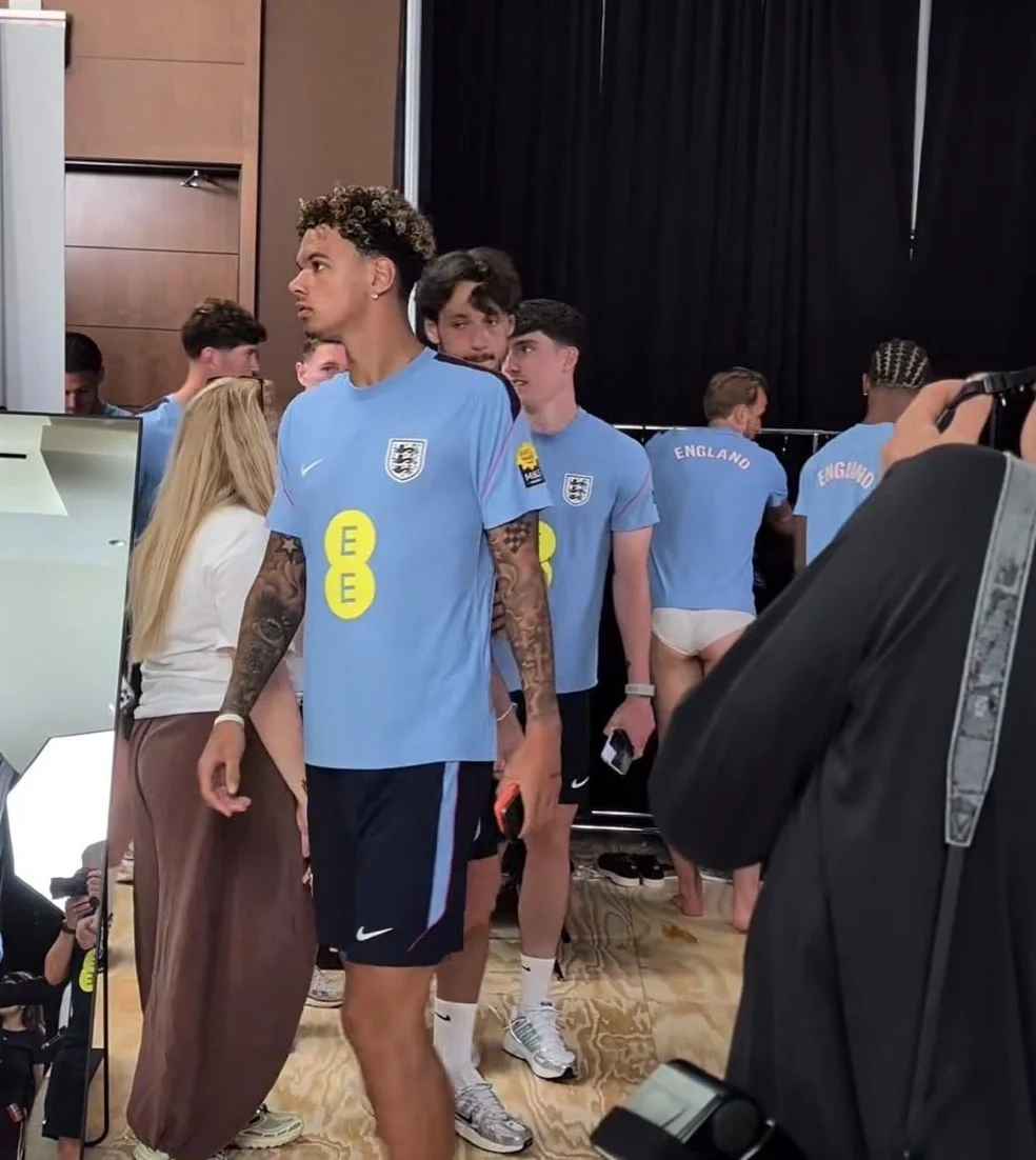 Harry Kane de cueca em vídeo da seleção inglesa