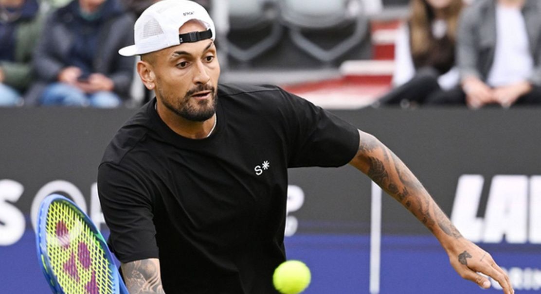Kyrgios em Stuttgart em ação na quadra
