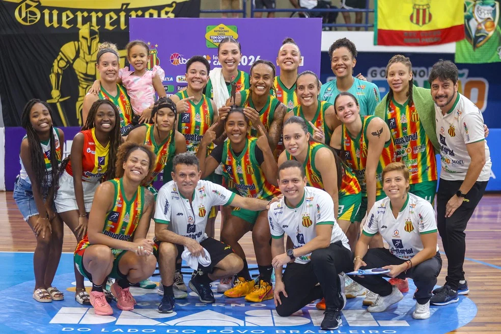 Sampaio Basquete em ação nas quartas da LBF