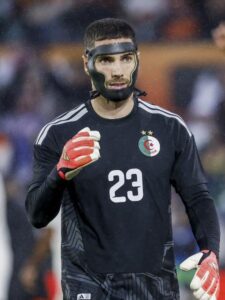 Luca Zidane goleiro da Argélia durante amistoso contra Holanda