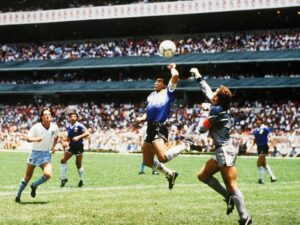 Maradona Fluminense — registro de Maradona em 1986