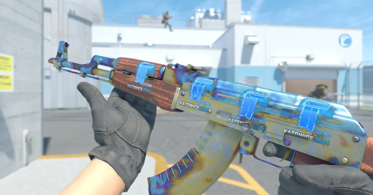 Jogador visualizando skins do CS2 no mercado