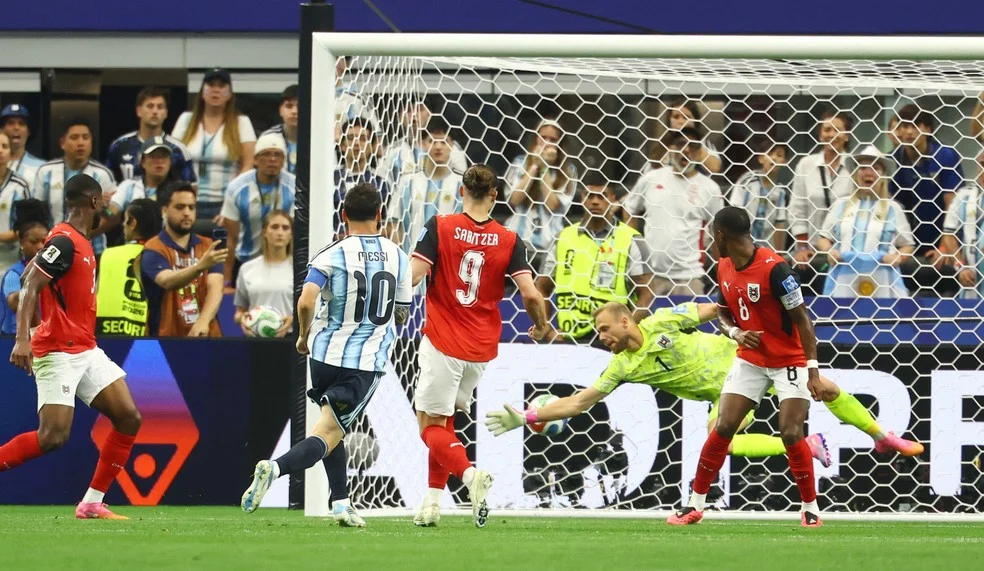 Messi maior artilheiro das Copas em campo