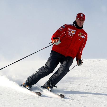 Michael Schumacher em esqui em 2004, vítima de acidente grave