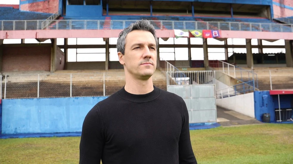 Rodrigo Possebon e o Paraná Clube na elite — executivo em entrevista