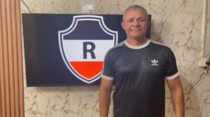 Marcinho Guerreiro em coletiva após regularização — Marcinho Guerreiro