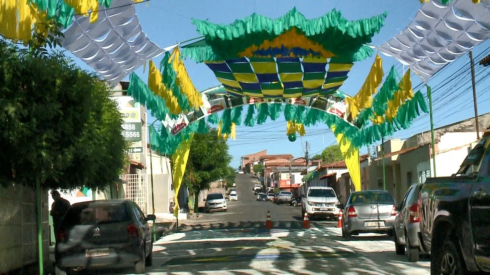 Quarteirão da Copa em Teresina: preparação para estreia do Brasil