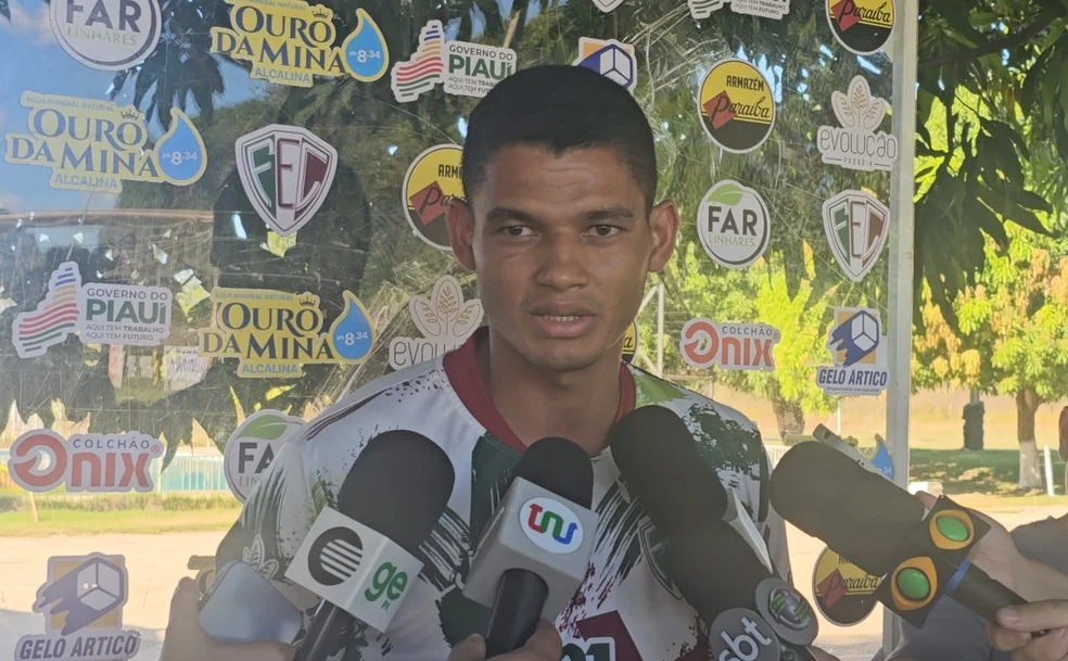 João Vitor e o jejum de gols em treino do Fluminense-PI