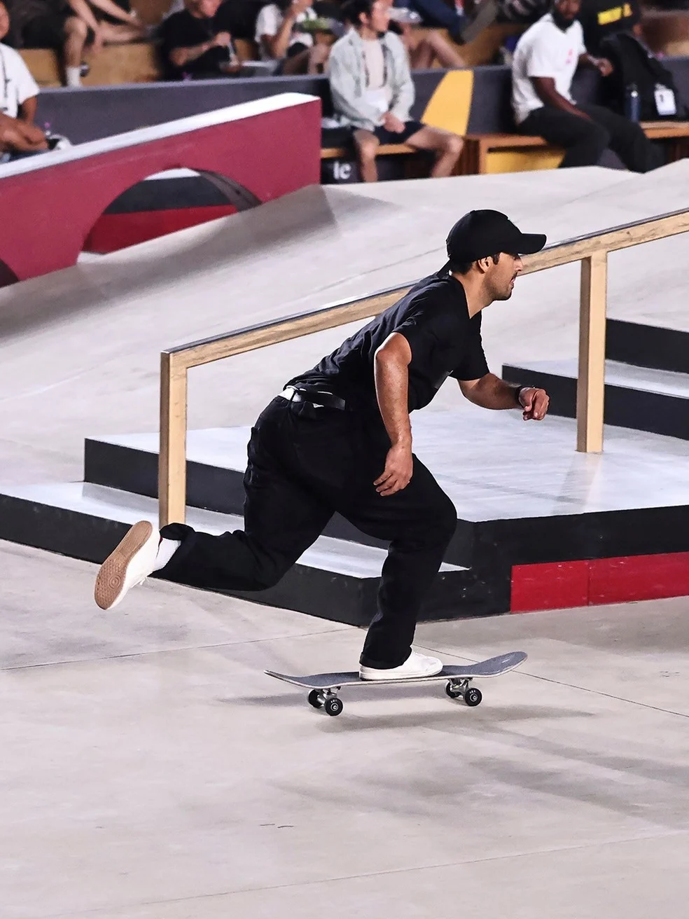 Kelvin Hoefler em ação na Copa do Mundo de Skate