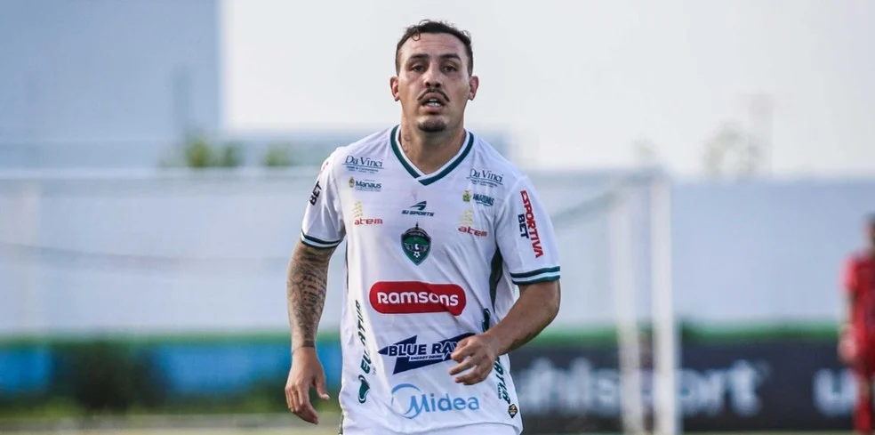 Watson apresentado no clube — Linense reforços