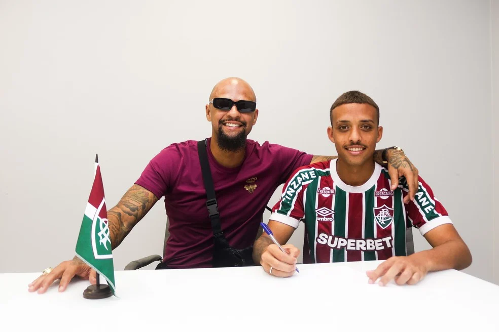 Davi Melo empréstimo: Davi Melo ao lado do pai Felipe Melo