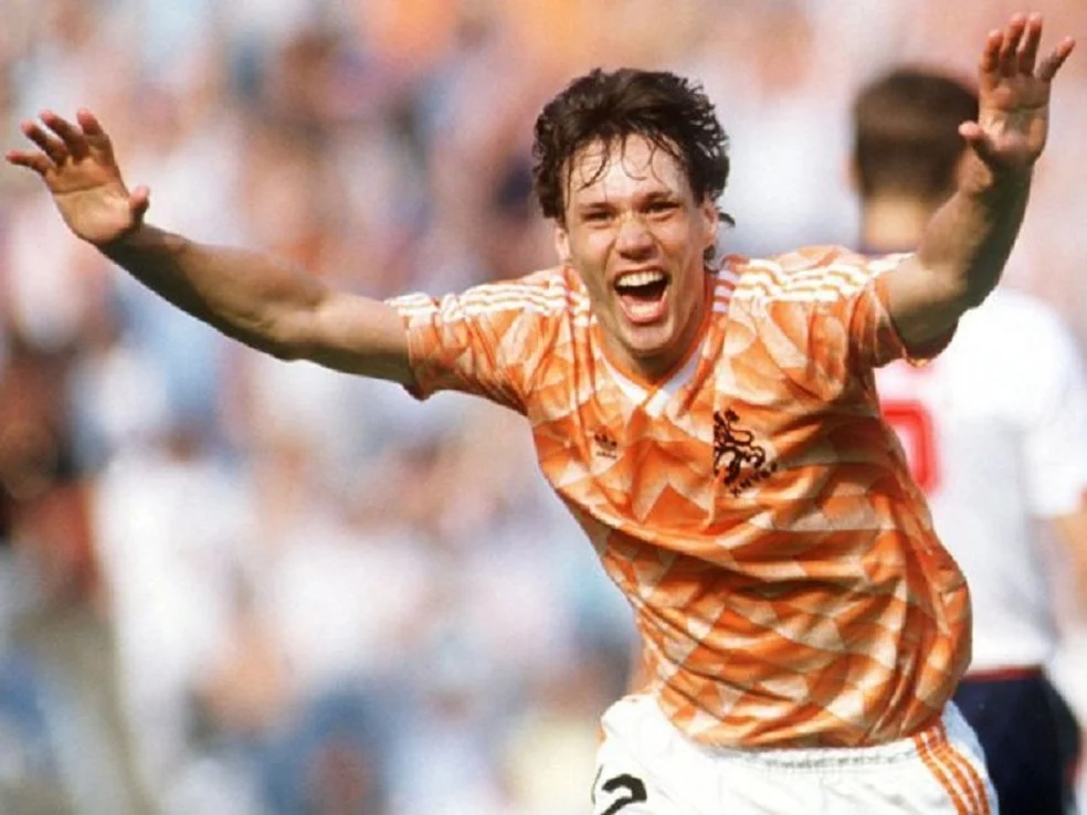 Montagem com Van Basten e outros craques que nunca marcaram na Copa