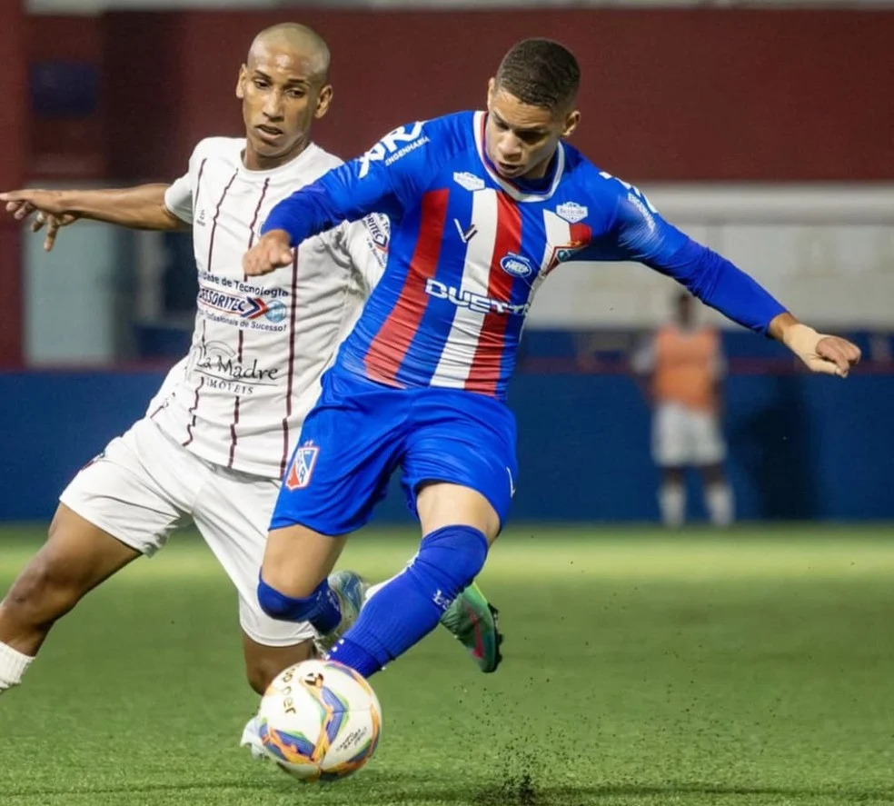 Pedrinho no Sergipe: atacante apresentado pelo clube