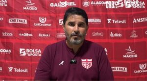 Barroca lamenta: CRB perdeu dois pontos em Goiânia