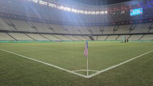 Torcida na Arena Castelão antes do jogo Fortaleza x América-MG