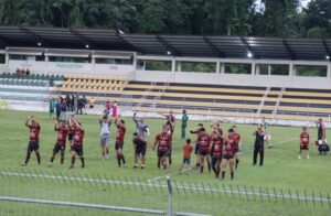 Jogadores do Trem celebrando a classificação - Trem na Série D