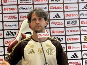 Marcelo Salazar novo técnico sub-20 do Flamengo em coletiva