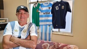 Torcedor mineiro Gilberto Mateus torce pela Argentina
