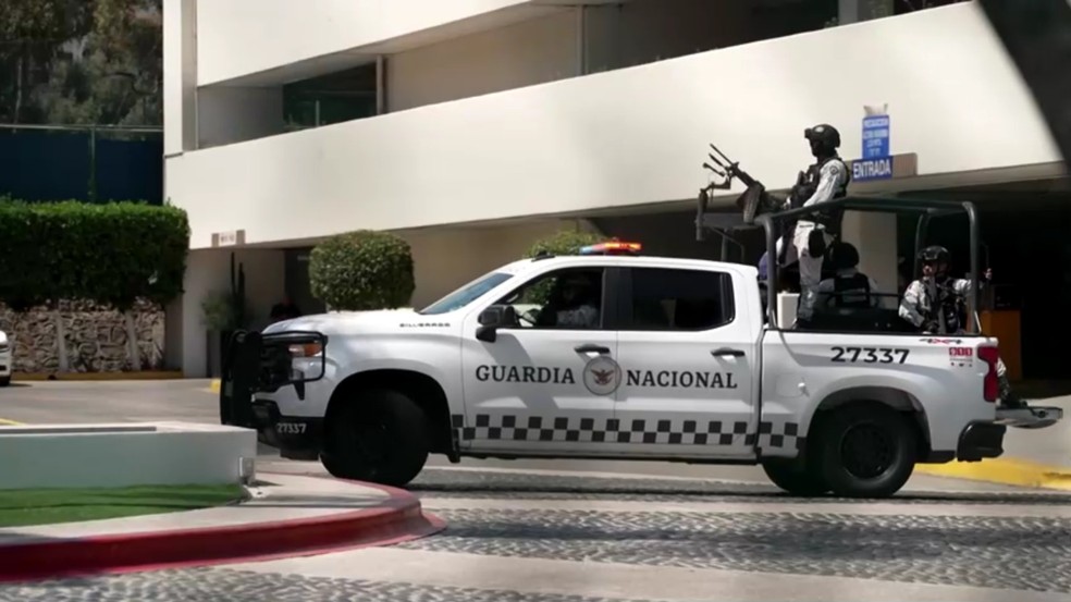 Militares fazem segurança da seleção do Irã em Tijuana — Irã em Tijuana