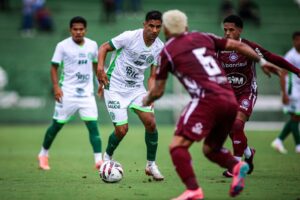 Jogadores do Guarani comemorando gol - Atuações do Guarani