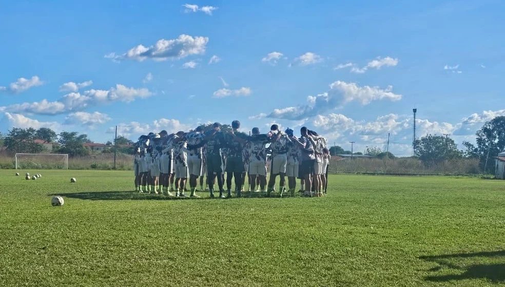 Treino do Fluminense-PI para Fluminense-PI Série D