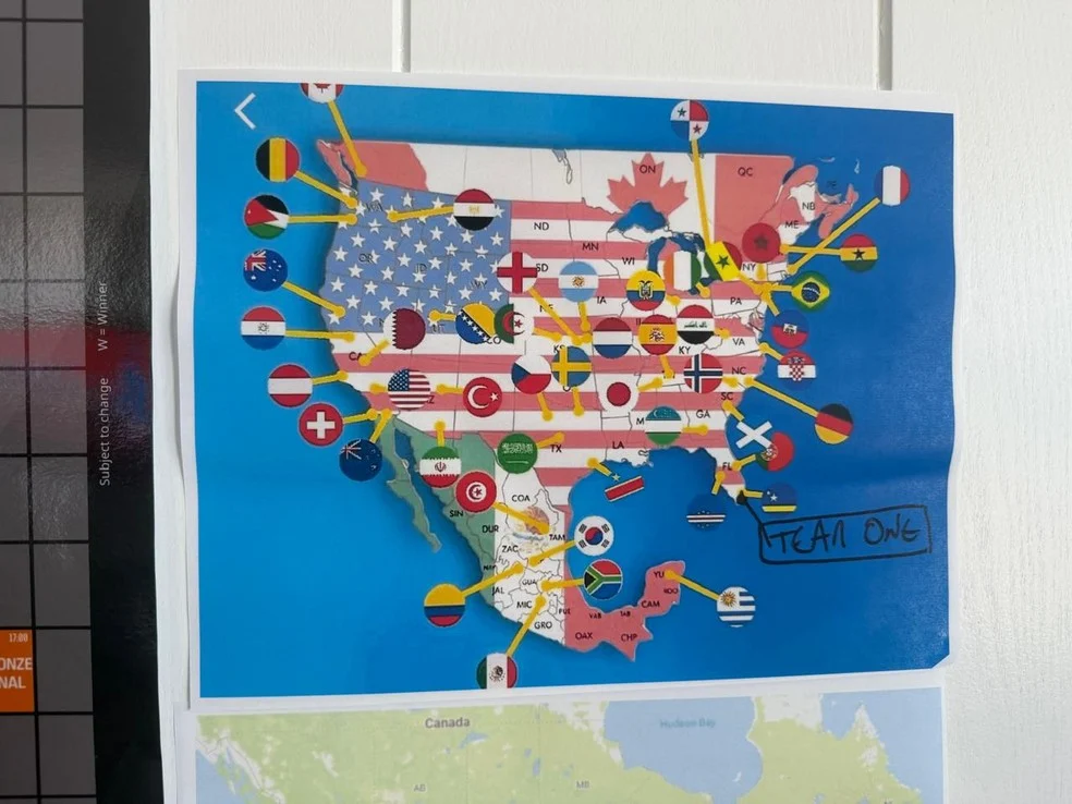 Mapa com centros de treinamento e árbitros da Copa do Mundo
