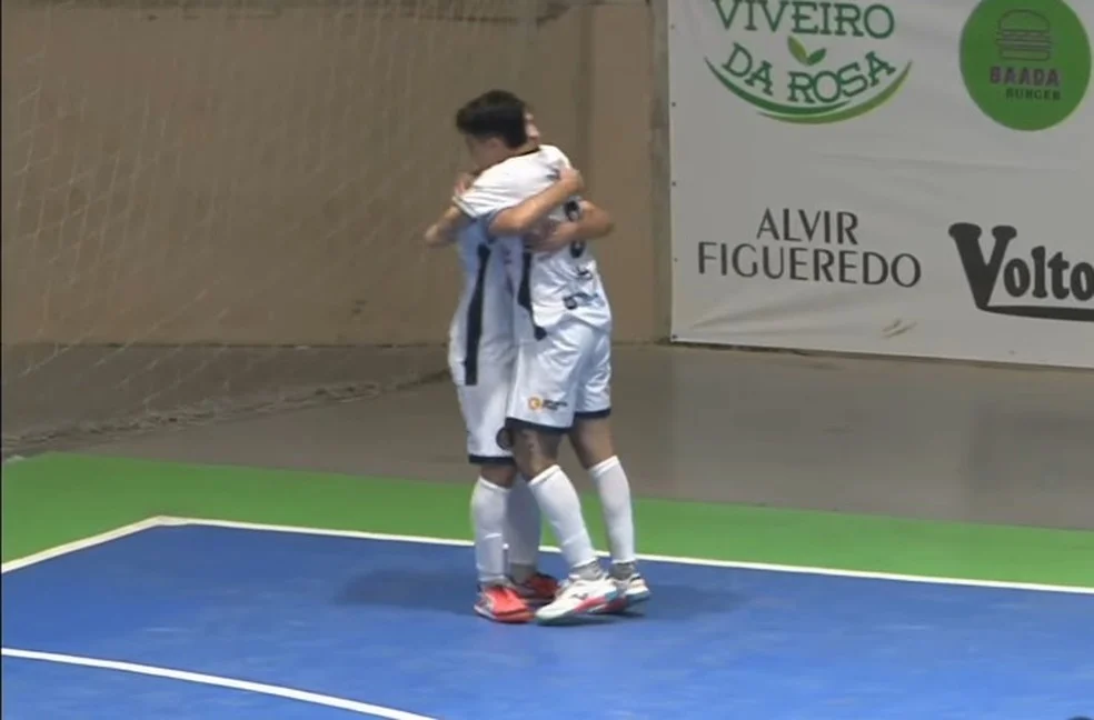 Florianópolis bate Pouso em partida do Catarinense - imagem do jogo