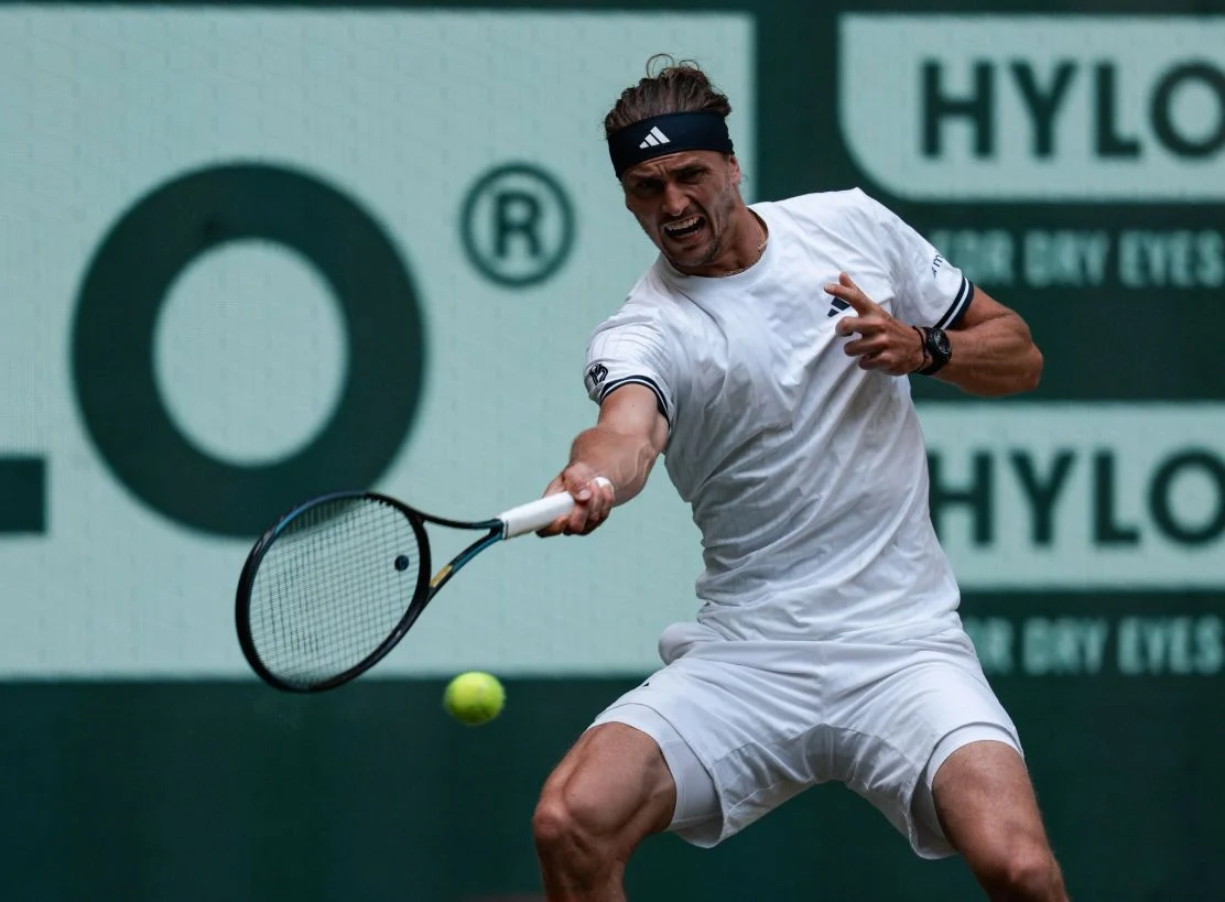 Zverev adaptação à grama em quadra