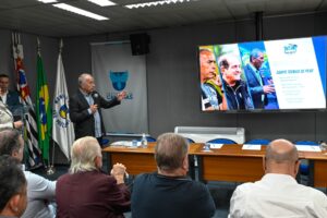 Nelsinho Baptista coordena Curso para técnicos de futebol em Campinas